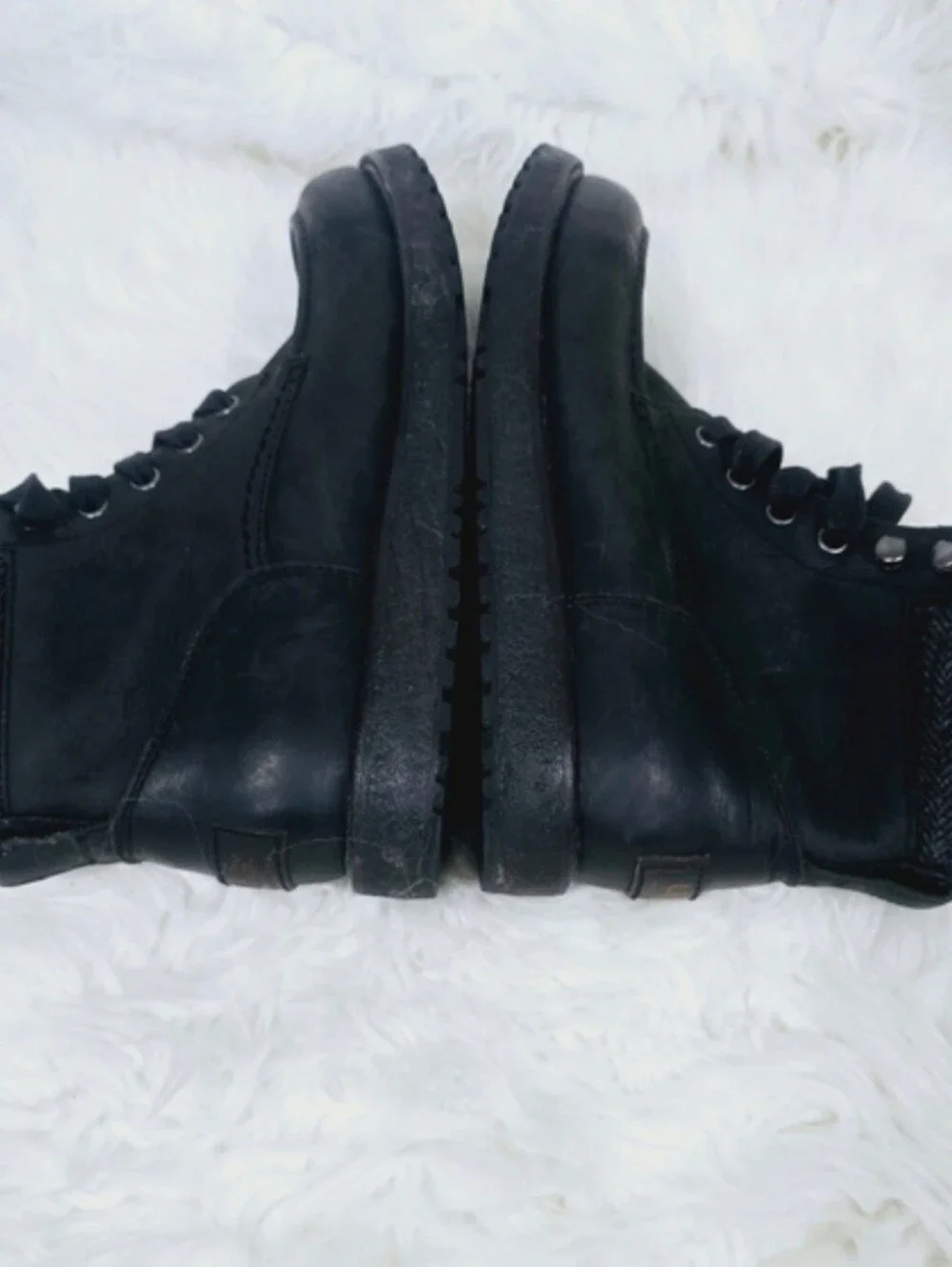 UGG Men's Waterproof Black Leather Suede Lace Up Winter Boots Size 7.5 Used